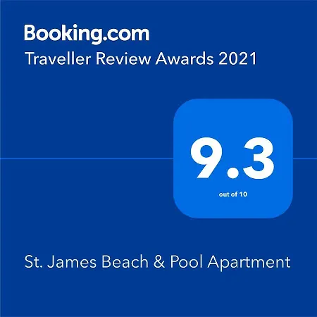 St. & Pool Apartment